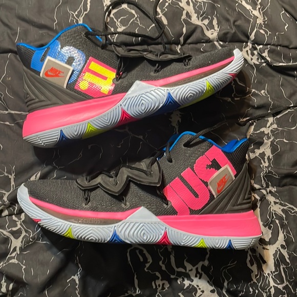 Nike Kyrie 5 Just Do It - Picture 8 of 8